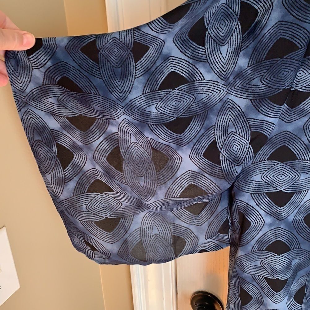 New Asher Blue patterned Long Duster Kimono - Picture 4 of 12